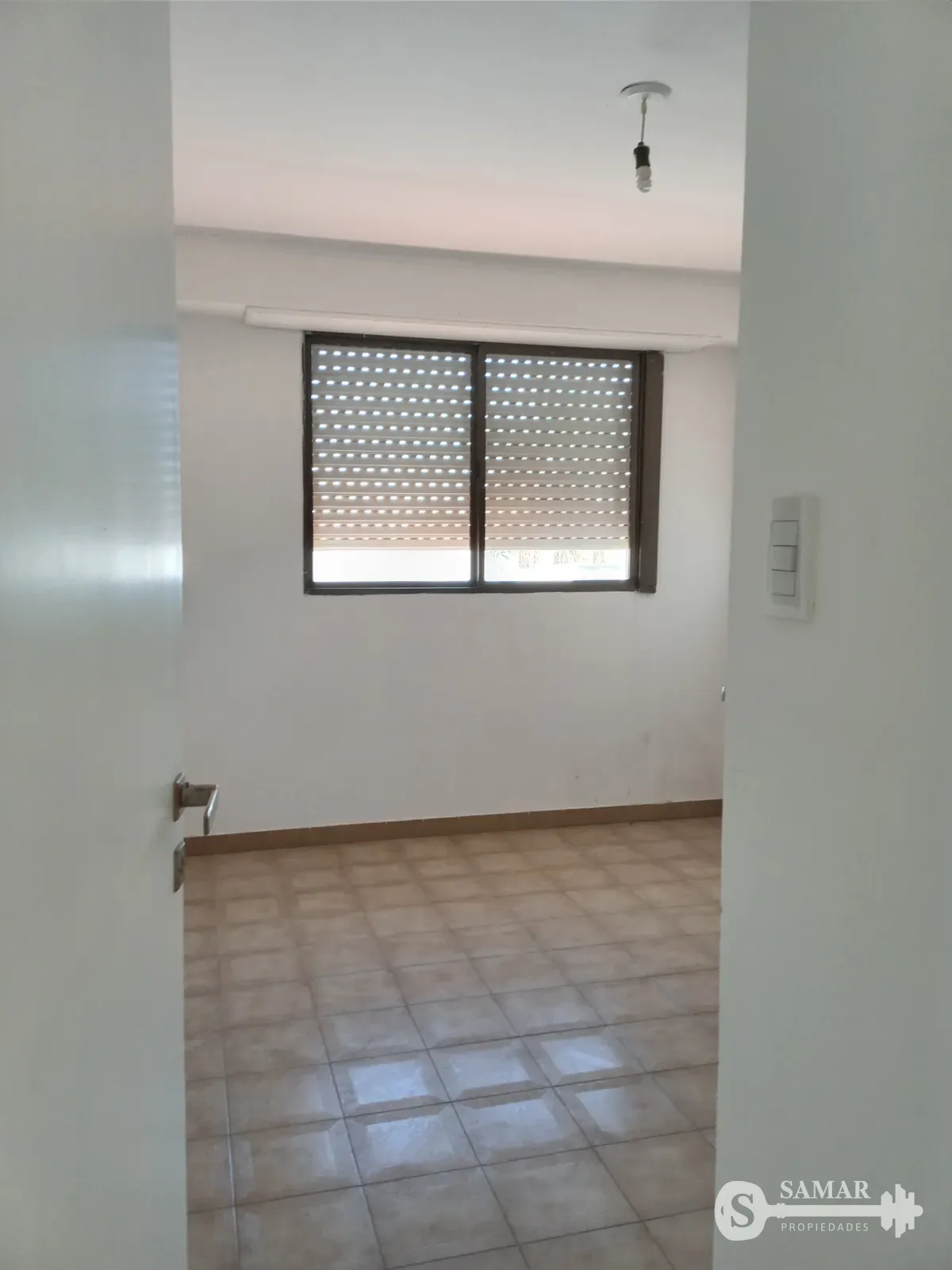 ALQUILER O VENTA: Uruguay 3249 Piso 2 - foto 1