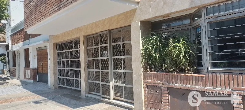 Uruguay 3249 Piso 2